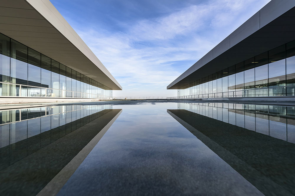 5 motivos para incentivar seu cliente a usar e abusar de vidros e espelhos