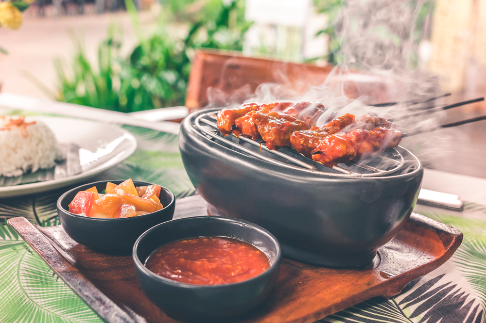 Aprenda a escolher o melhor tipo de churrasqueira para apartamento