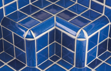 Cantoneiras oferecem segurança e design refinado a projetos de áreas molhadas