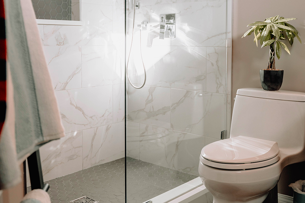 Como Limpar Box de Banheiro: Aprenda 8 Técnicas Infalíveis