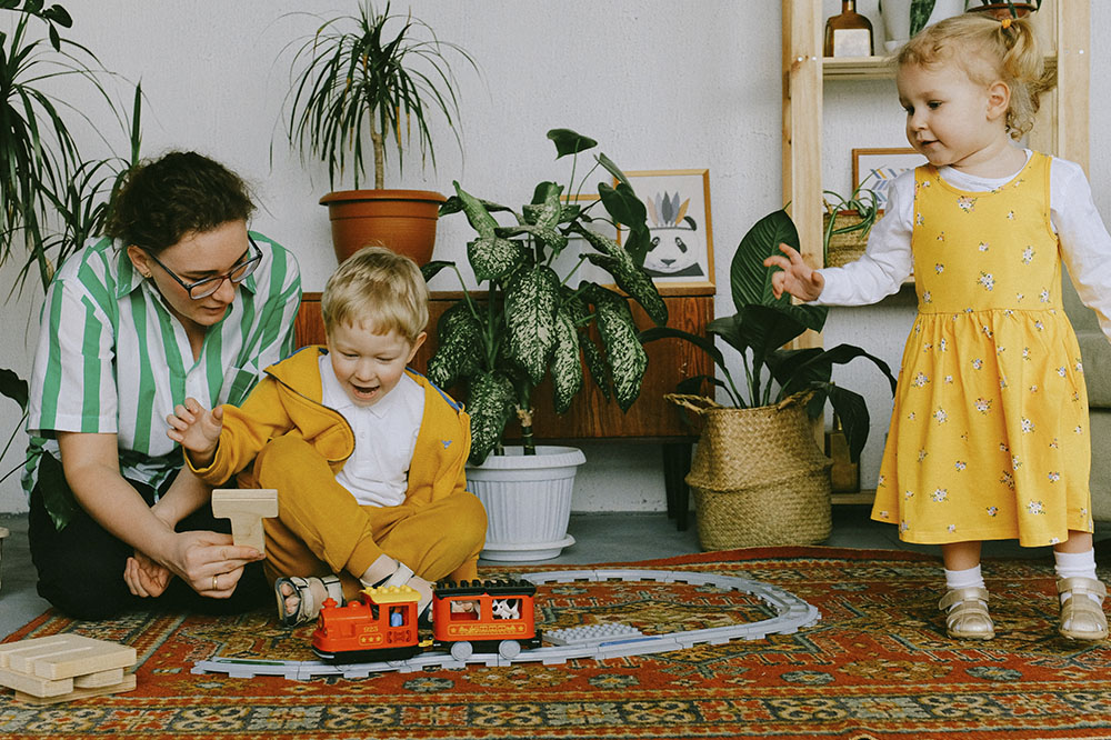 Cuidados para garantir a segurança das crianças em casa durante o período de isolamento social
