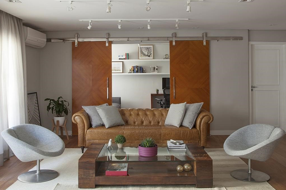 Dicas para escolher sofá, cortina e tapete da sala