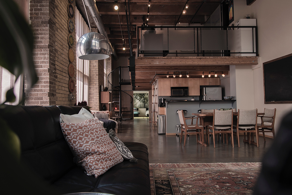 Escada metálica: como escolher o modelo ideal?