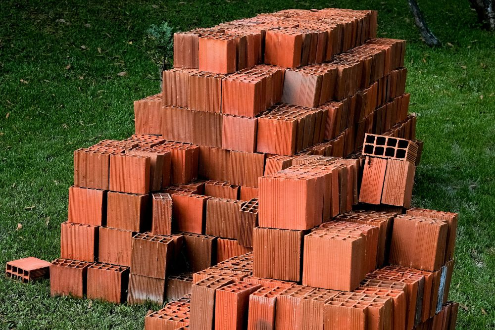 Fabricação de Tijolos: Da Argila ao Produto Final