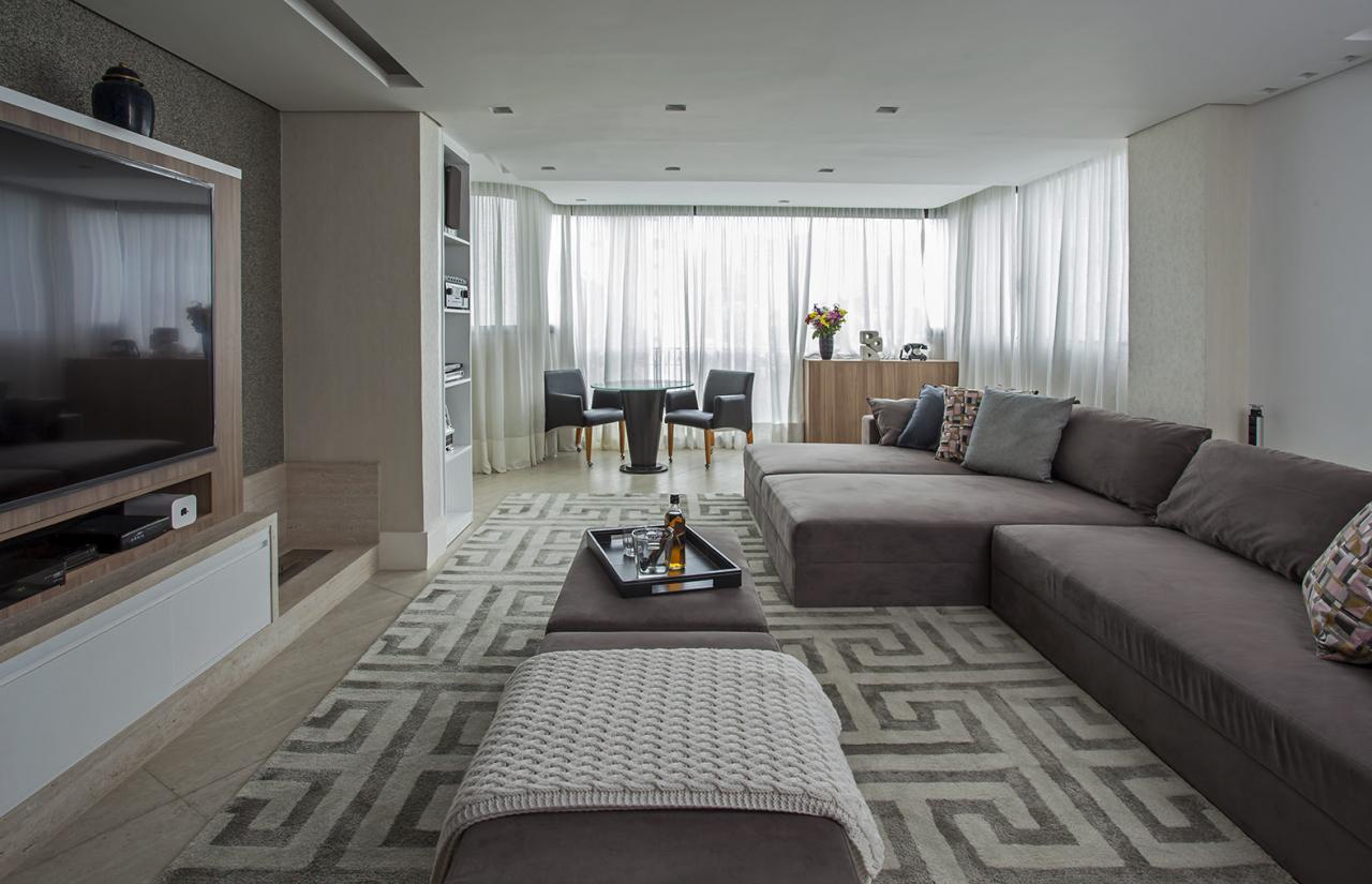 Lareiras: dicas e inspiração para diferentes ambientes