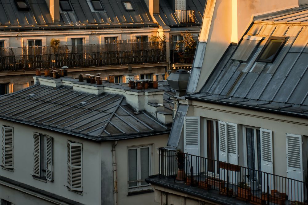 Telhas de Fibrocimento: Resistência e Versatilidade na Construção