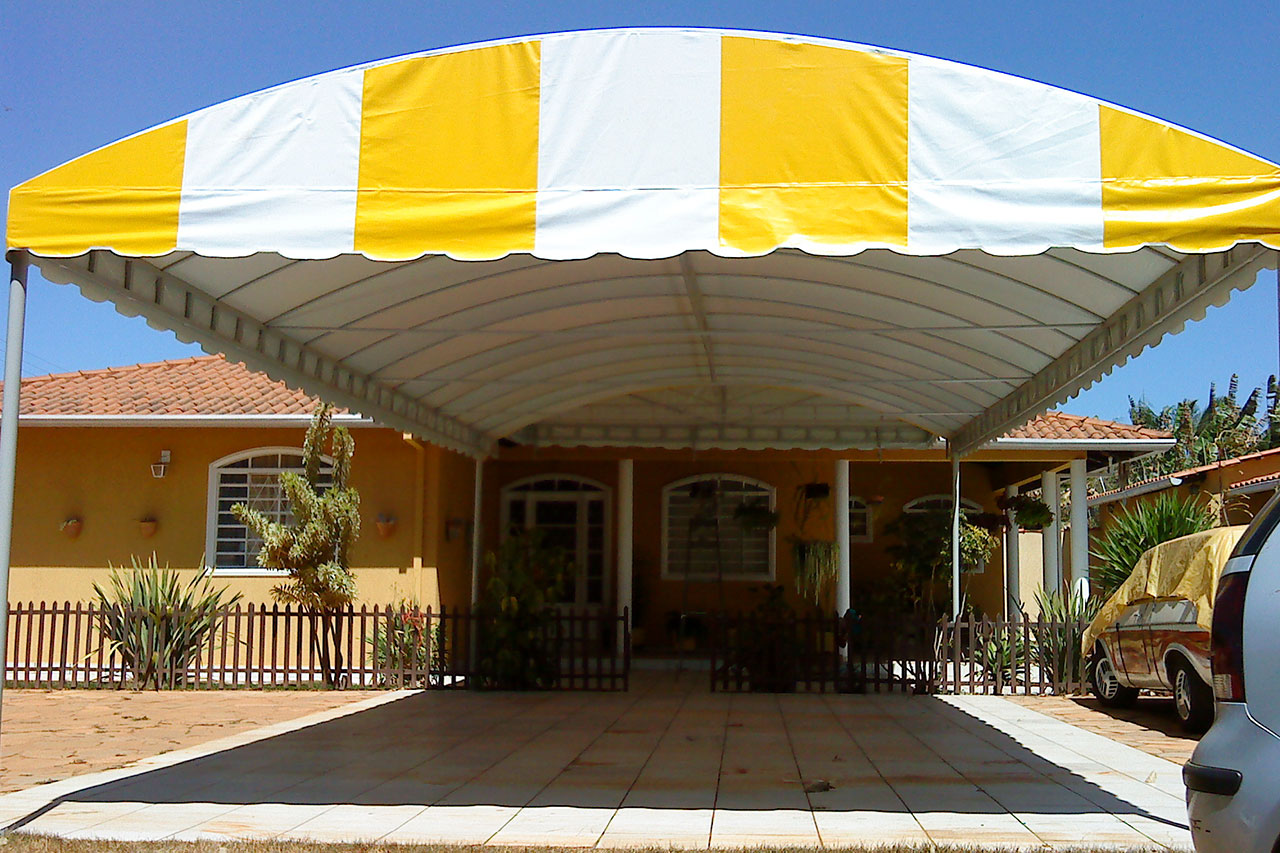 Toldos para garagem e veículos