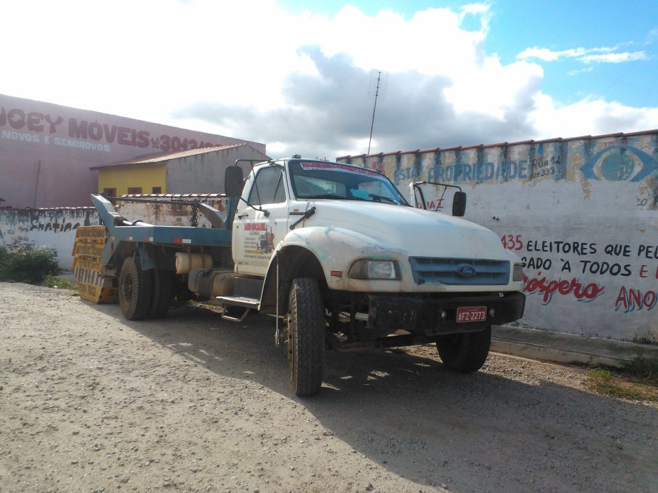 Meneguel Caçambas - Galeria